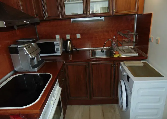 Aleksandrovska * ブルガス